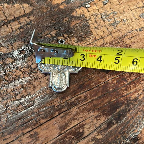 Vintage silver tone medal, I am a catholic please call a priest charm. - Picture 5 of 9